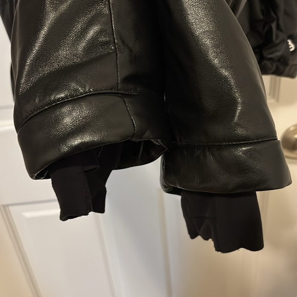 Aritzia Super Puff Shorty Coat - Picture 8 of 11